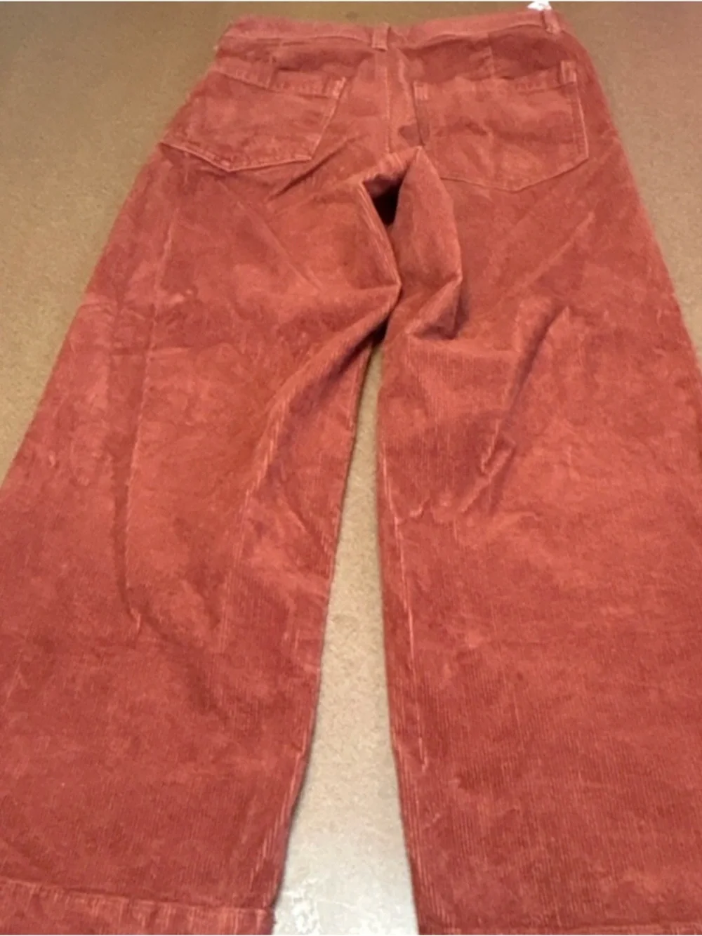 GAP size 6 28x28 Wide Leg 11” cuff Corduroy Chunky Jeans in Rust